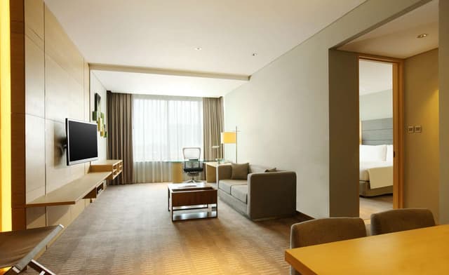 KING DELUXE SUITE