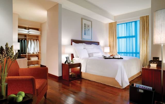 Executive Suite, 3 Bedrooms, City View