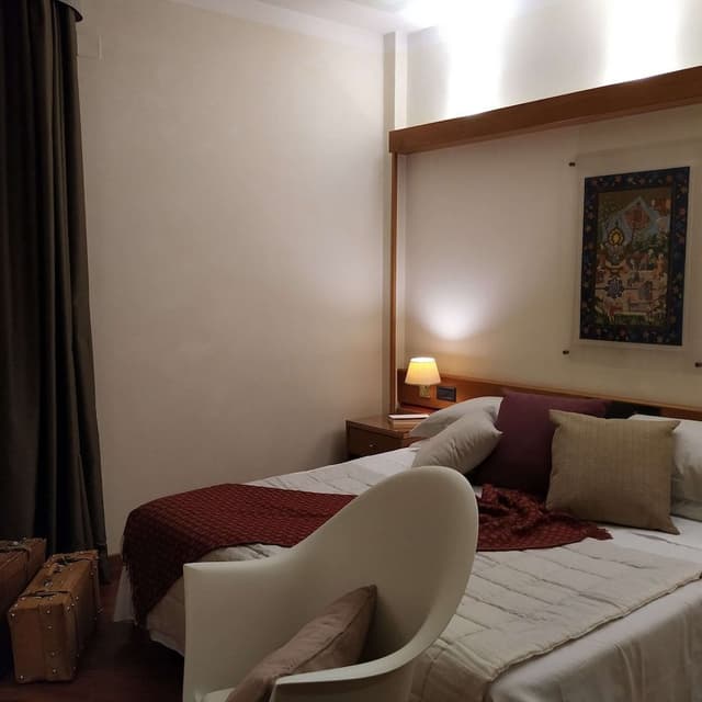 Classic Room, 1 King Bed