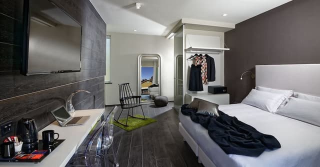 Deluxe Double or Twin Room, Balcony