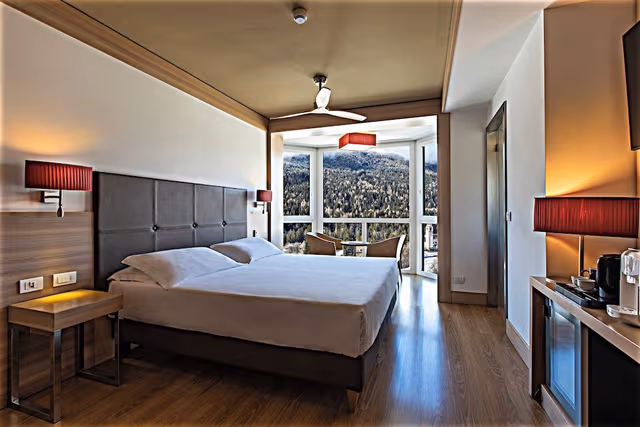 Junior Suite (with Spa Access)