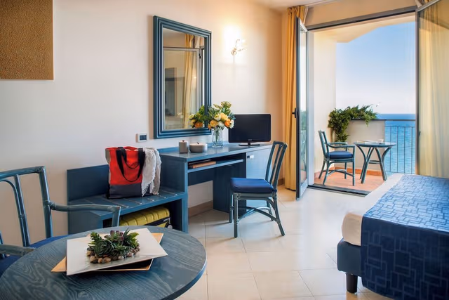 Family Room, Sea View (4 People)
