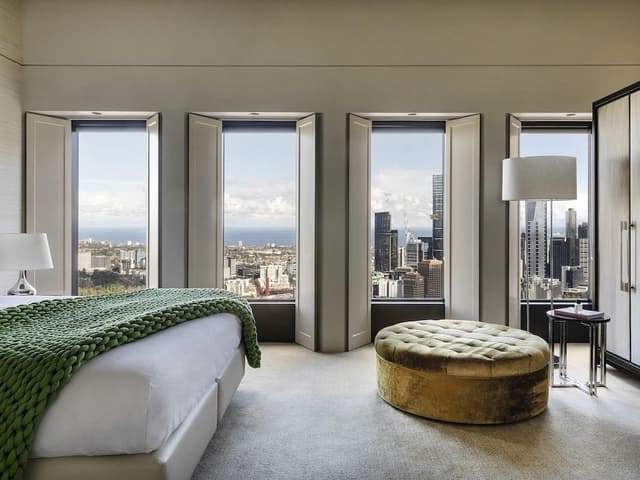 Opera Suite Residence