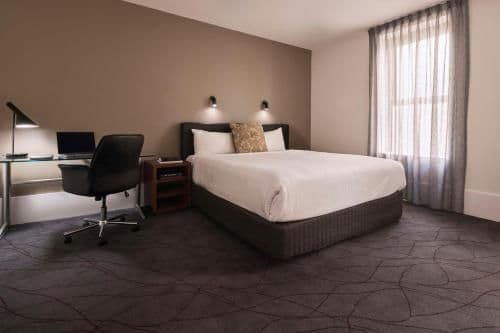 Heritage King Room
