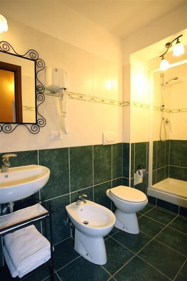 Double Room Single Use