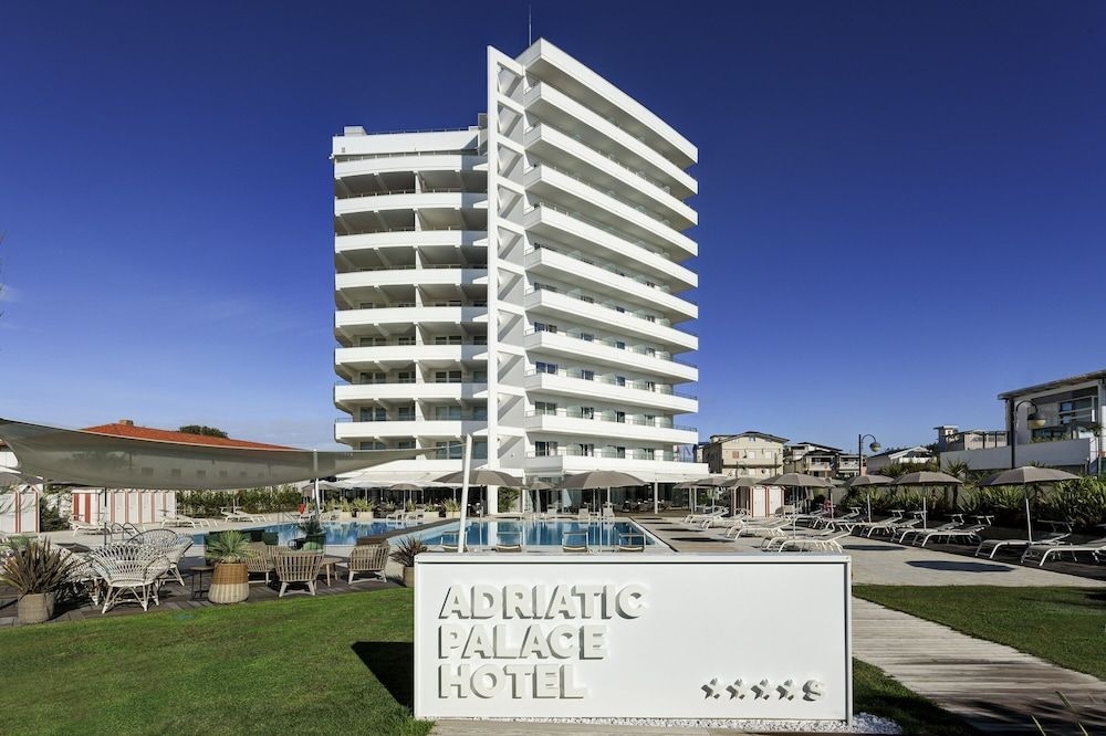 Adriatic Palace1
