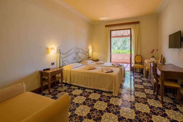 Comfort Double Room, 1 Double or 2 Twin Beds, Garden View