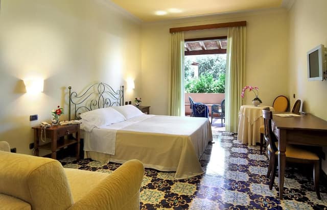 Comfort Double or Twin Room with garden view