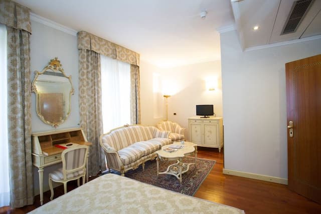 Junior Suite