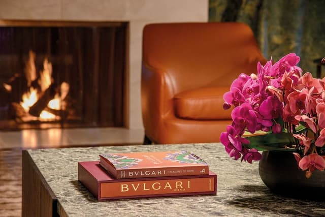 Suite, 1 Bedroom, Fireplace