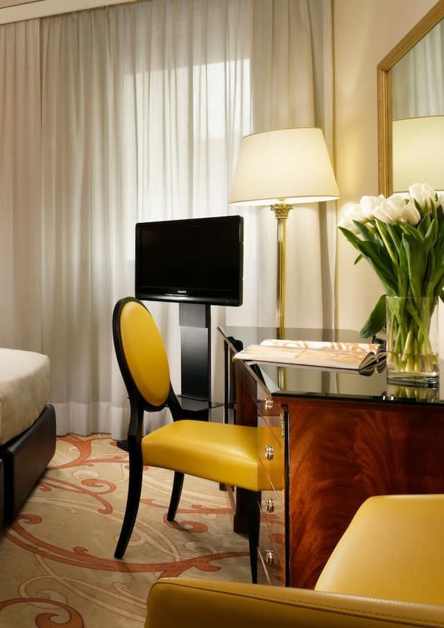Classic Single Room