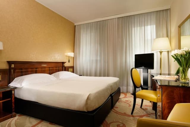 Classic Double Room