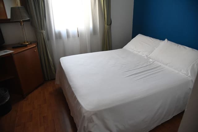 Classic Single Room