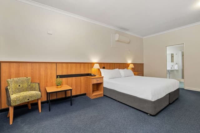 Premium King Room