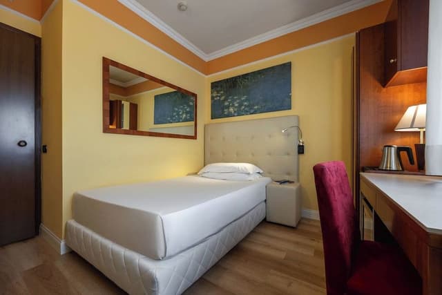 Economy Single Room