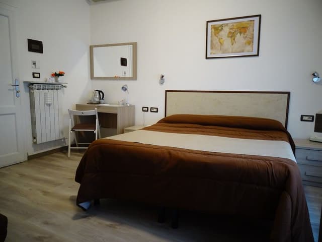 Basic Triple Room