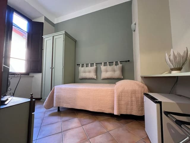 Basic Single Room