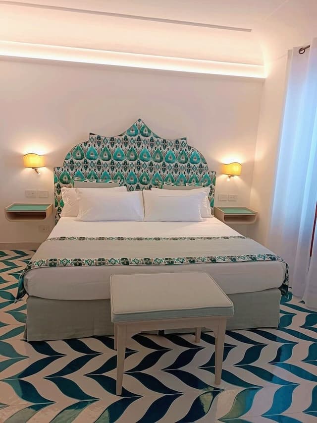 Room, 1 King Bed, Hot Tub, Sea View (Balcony)