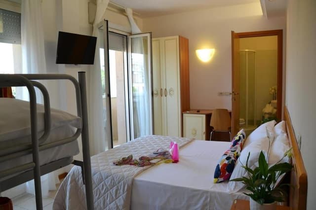 Classic Quadruple Room