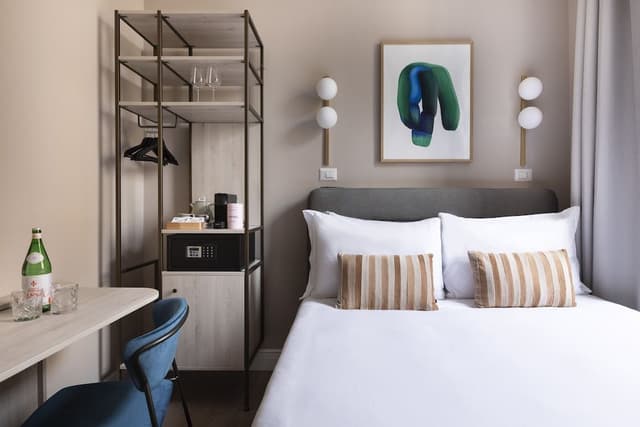 Medium Room - Accessible