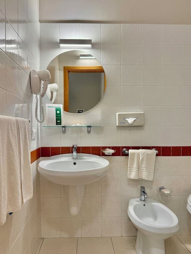 Basic Double or Twin Room