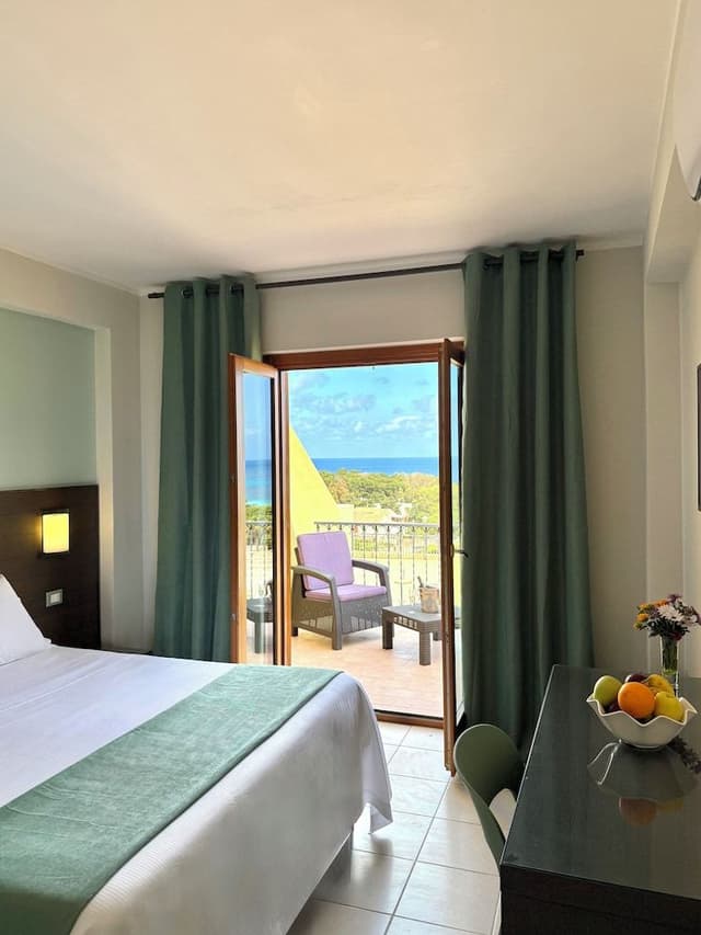 Comfort Double or Twin Room, Sea View