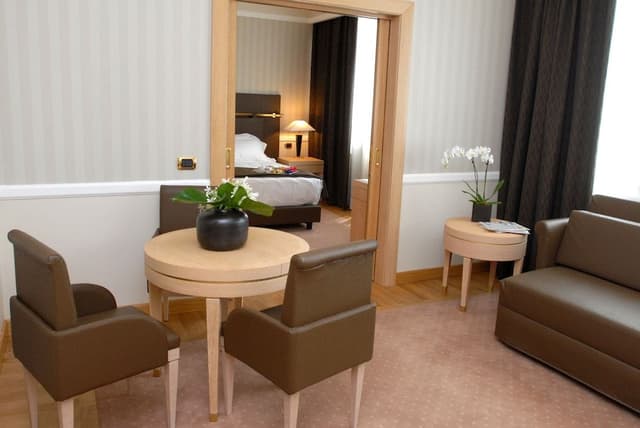 Superior King Room