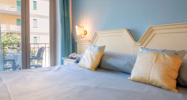 Classic Double or Twin Room, Balcony