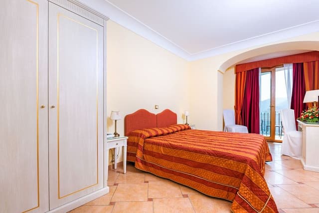 Classic Triple Room, Partial Sea View