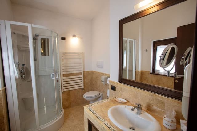 Junior Suite, Valley View (Arianna)