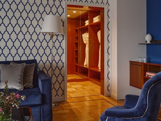Junior Suite, Sea View (No Balcony)