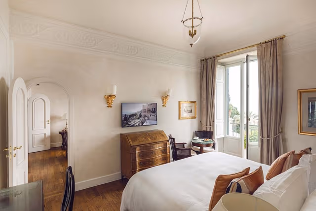 Deluxe Suite, Sea View (Balcony or Terrace)