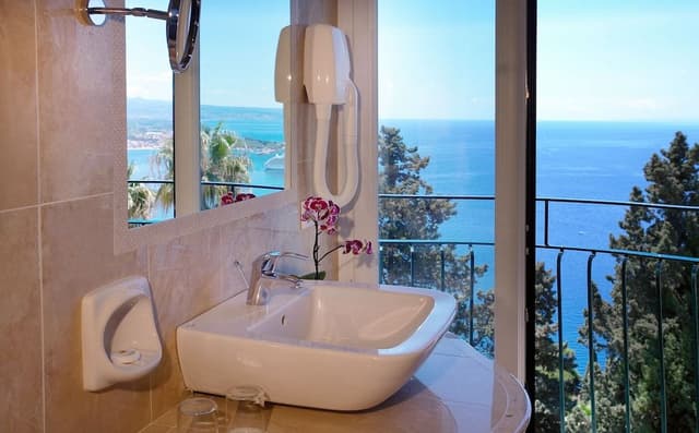 Classic Room, 1 Double or 2 Twin Beds, Sea Facing