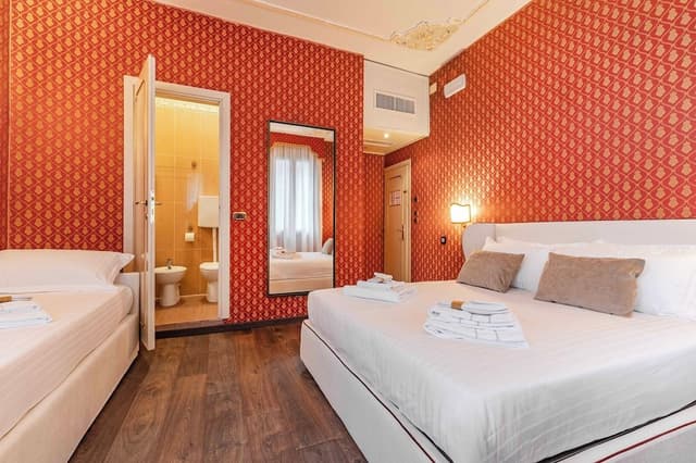 Superior Double Room, Private Bathroom, City View