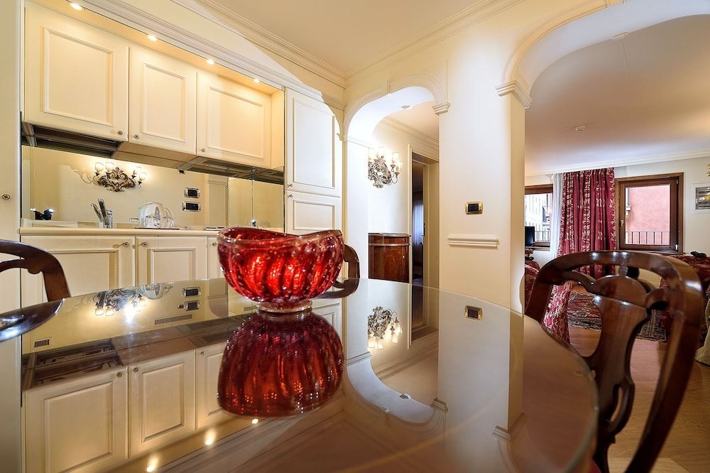 Torre Dell'Orologio Suites0
