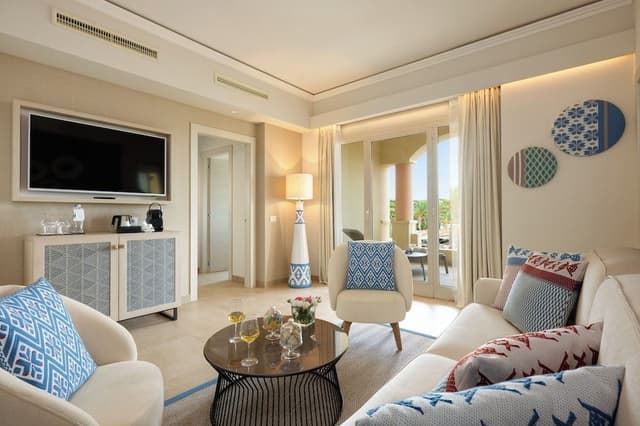 Premier Suite, Multiple Beds, Bay Side