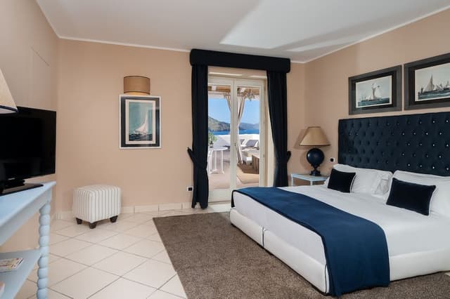 Suite (Panarea)