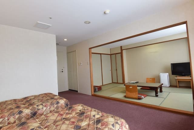 Standard Japanese-Western room, 2 Single Beds, Non Smoking