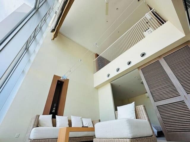 Sky Suite, Non Smoking