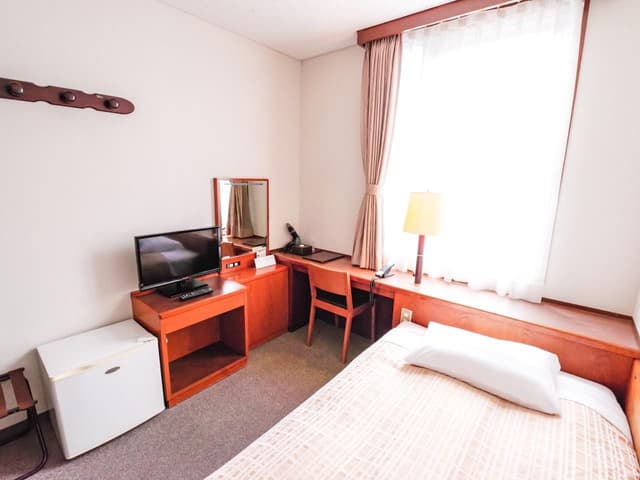Single Room - Non-Smoking