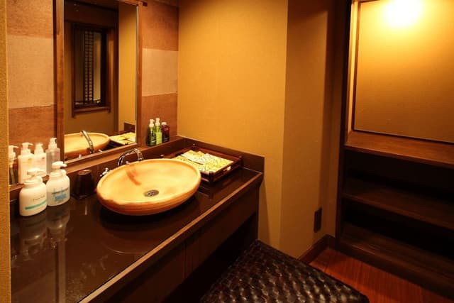 Dinner Included - Japanese Style Deluxe Room with Private Bathroom, Non Smoking