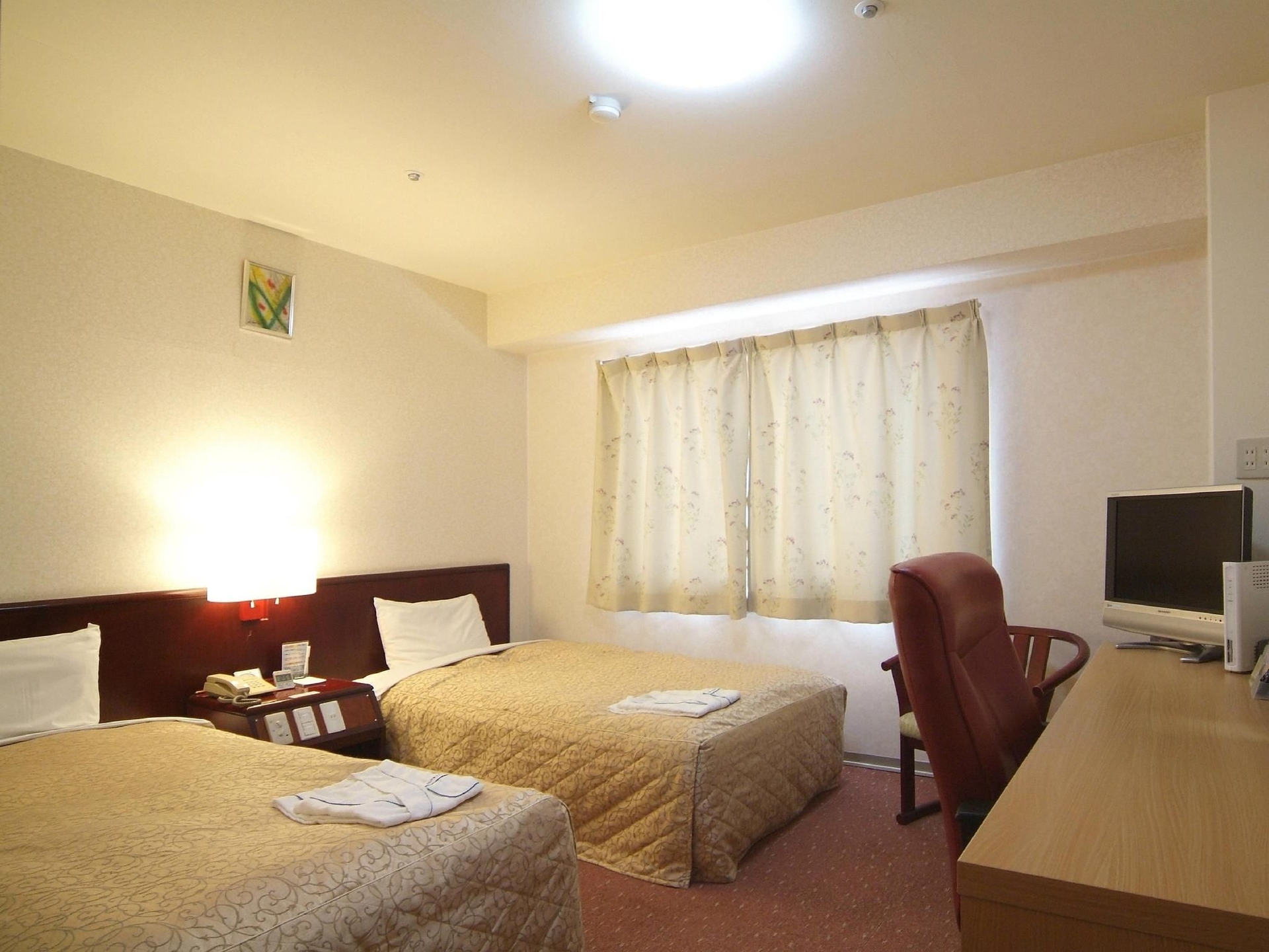 โรงแรมคราวน์ ฮิลล์ ฮิเมจิ (Hotel Crown Hills Himeji)2