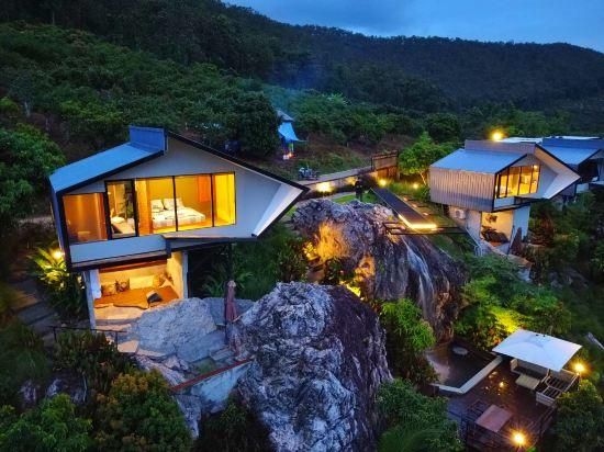 Rock Onsen1
