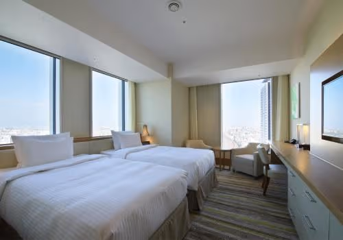 Deluxe Corner Twin Room with View Bath - Non-Smoking