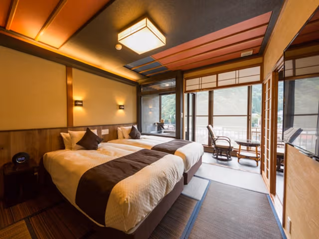 Modern Japanese Style Room with 8 Tatami and Open-Air Bath