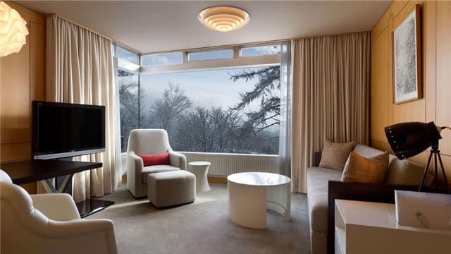 TWIN GUEST ROOM NATURE VIEW