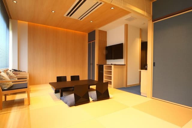 Family Room, Non Smoking, Mountain View