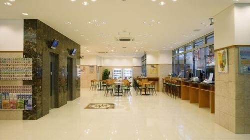 โทโยโกะ อินน์ โอกะยามะ-เอกิ นิชิกูชิ-มิงิ (Toyoko Inn Okayama-eki Nishiguchi-migi)1