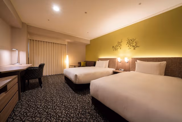 Superior Twin Room, Smoking (28-30 sqm)