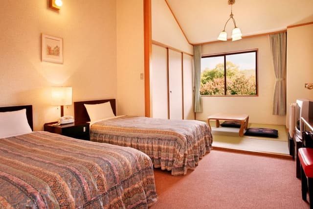 Japanese Western Style Room, Main building